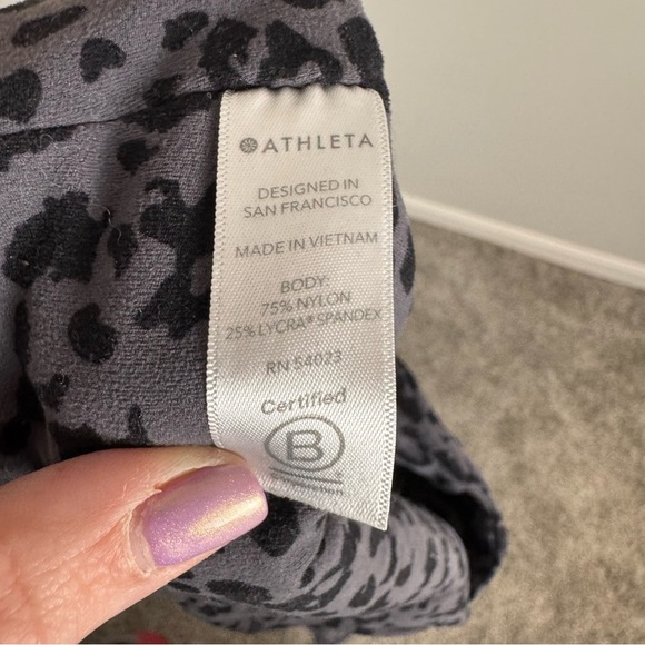 Athleta Black / Gray Leopard Print Leggings - Picture 5 of 6